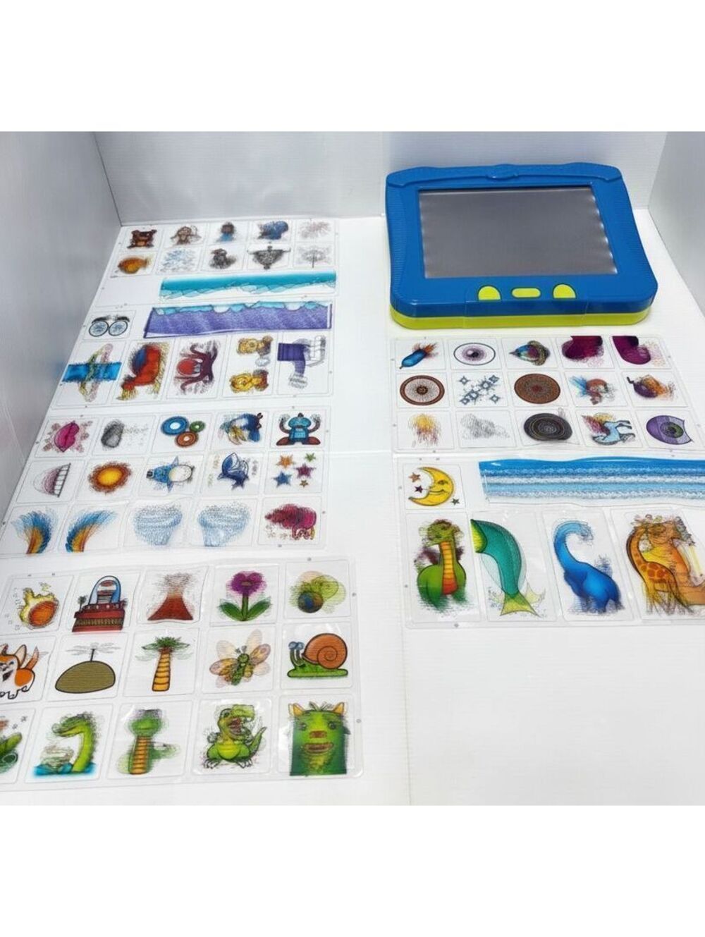 Crayola Magic Scene Creator Kit - Light Up Motion Drawing Board*AS IS*